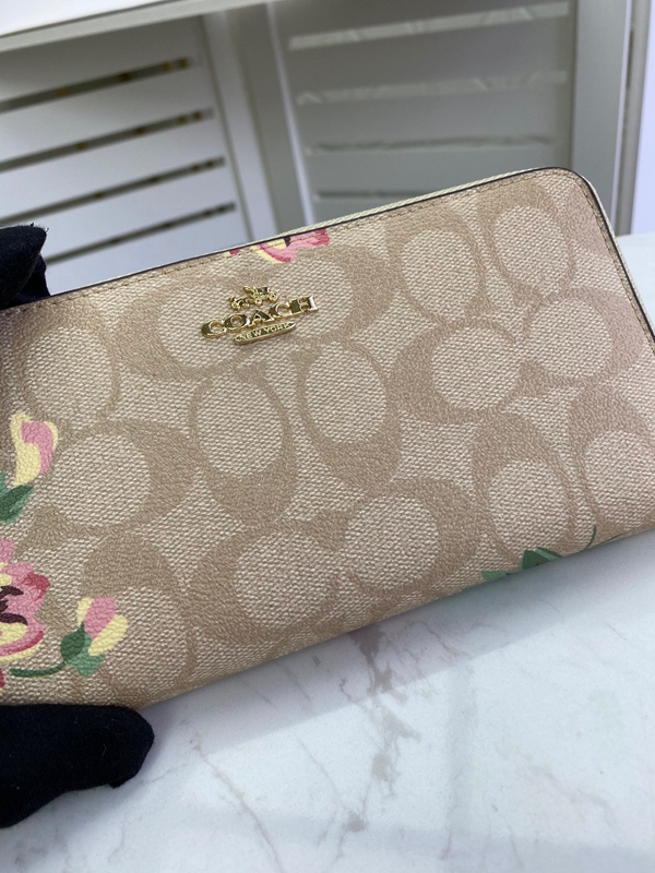 コーチ財布細部ディテール